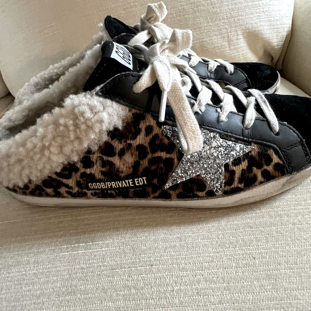 Authentic Golden Goose superstar shearling slide sneaker. Size 38.